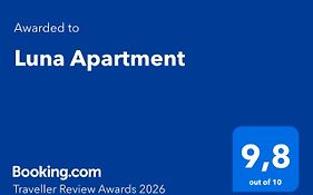 Luna Apartment